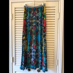 Multi-colored maxi skirt; M